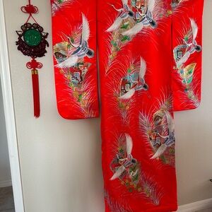 Japanese Kimono Elevate Your Space with Traditional Japanese Elegance & Decor
